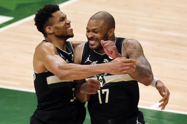 塔克离开对雄鹿有多伤？五小阵容仍是布帅选择之一